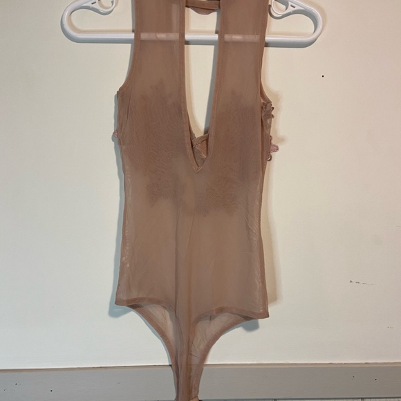 Pink Lace Floral Bodysuit - Picture 6 of 8